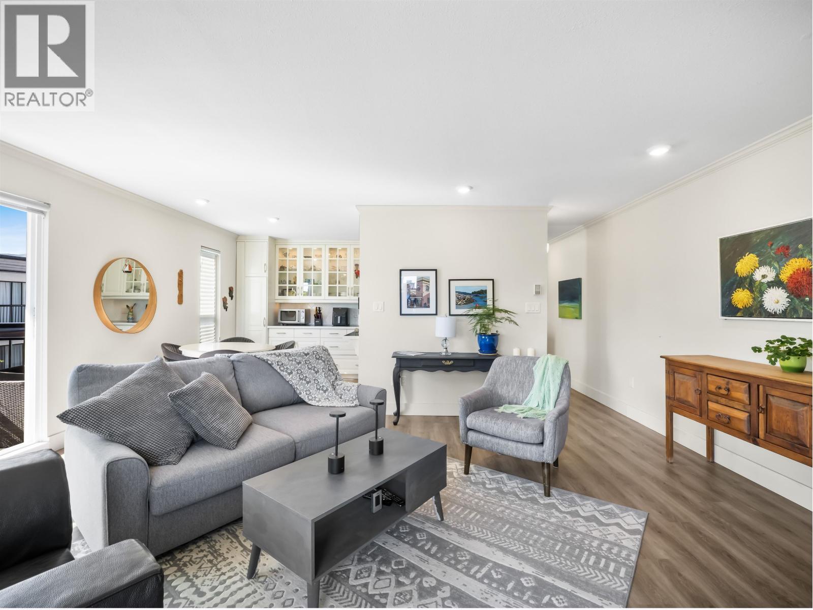 202 134 W 20th Street, North Vancouver, British Columbia  V7M 1Y4 - Photo 12 - R3130543