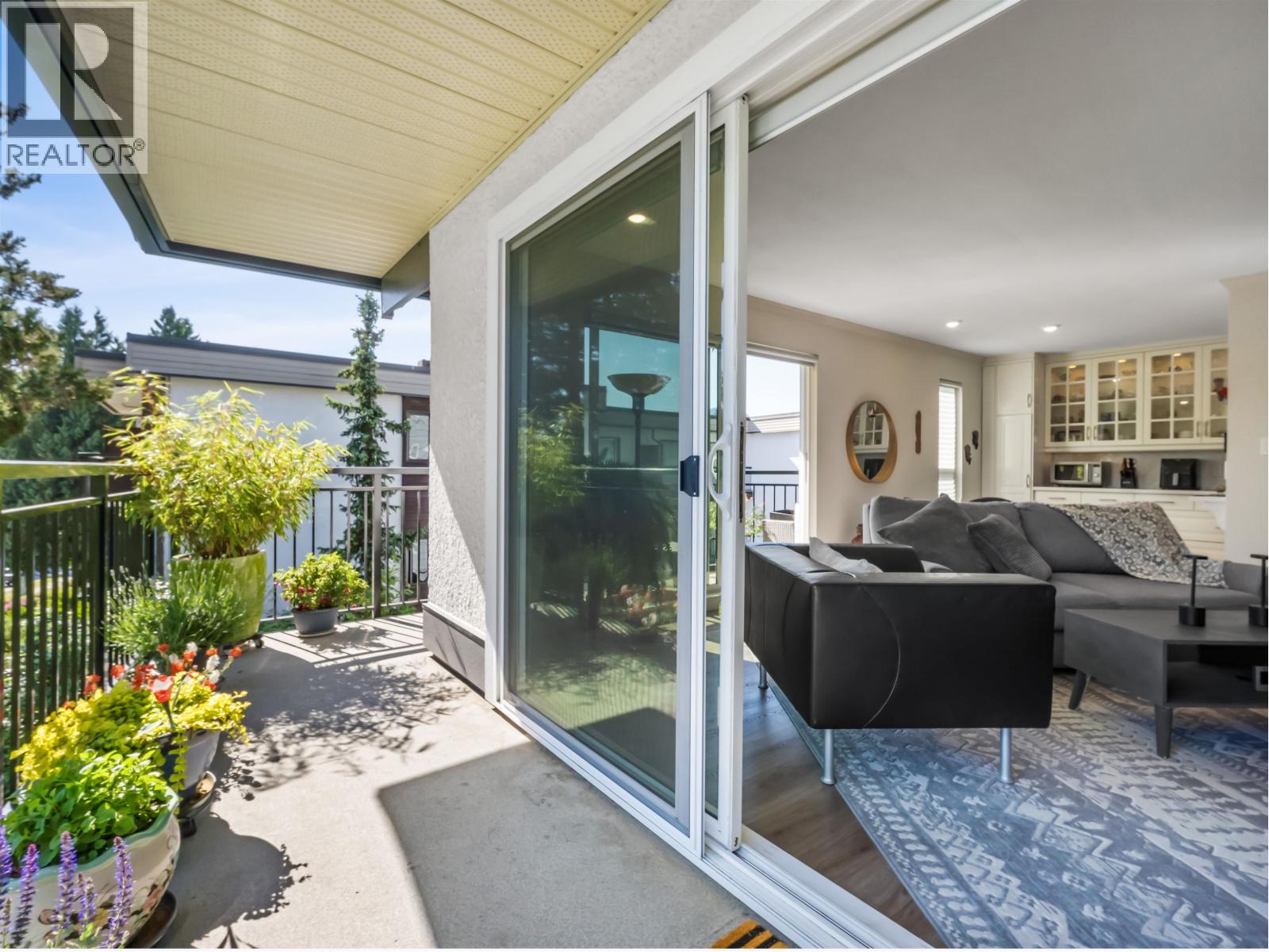 202 134 W 20th Street, North Vancouver, British Columbia  V7M 1Y4 - Photo 10 - R3130543