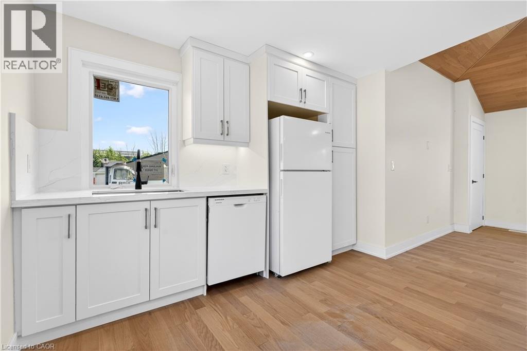 8 Cornell Avenue Unit# Upper, Stoney Creek, Ontario  L8E 5N2 - Photo 21 - 40834831