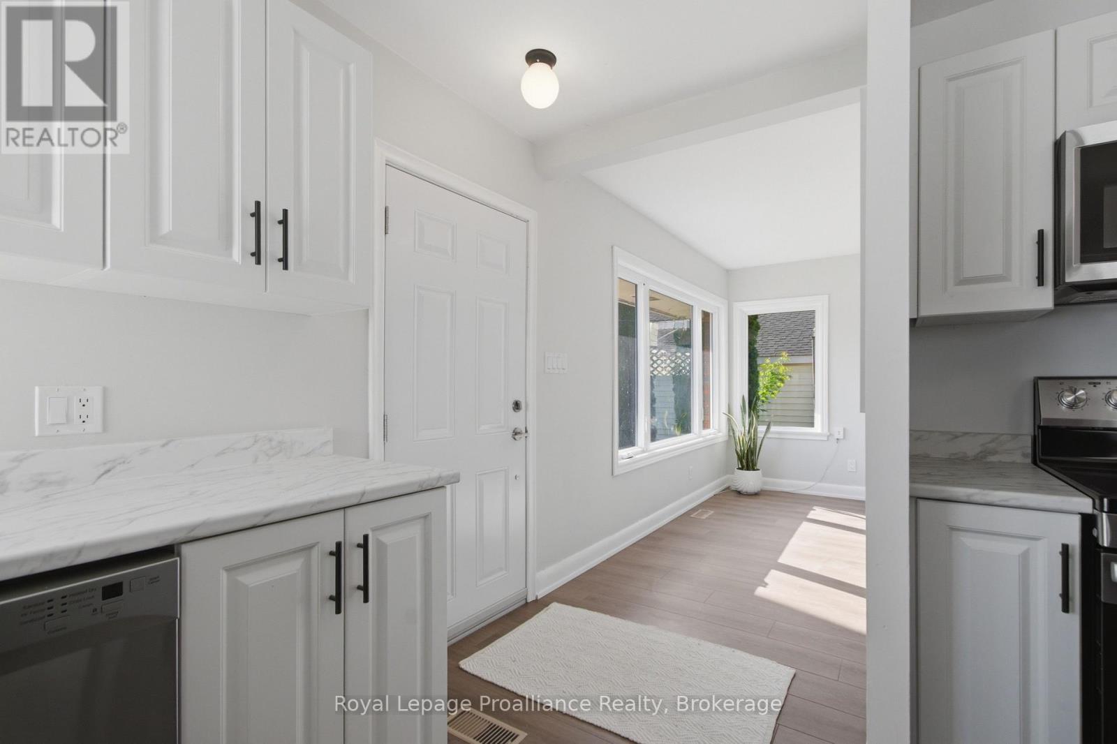 2 Bettes Street, Belleville, Ontario  K8N 3N3 - Photo 5 - X13226902