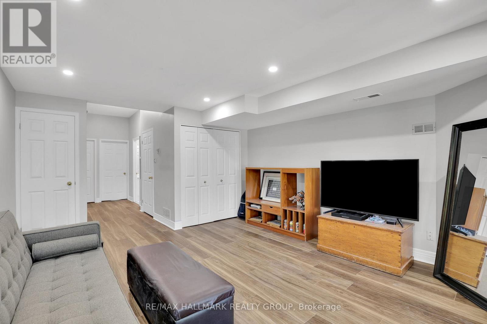 49b First Avenue, Ottawa, Ontario K1S 2G1 - Photo 27 - X13227152