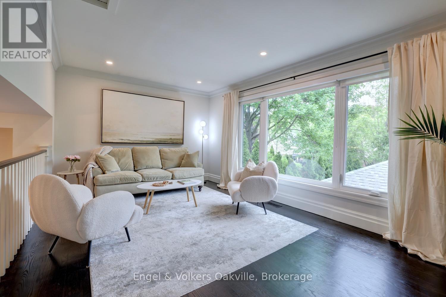 266 Mohawk Road, Oakville, Ontario  L6L 6C3 - Photo 11 - W13226904