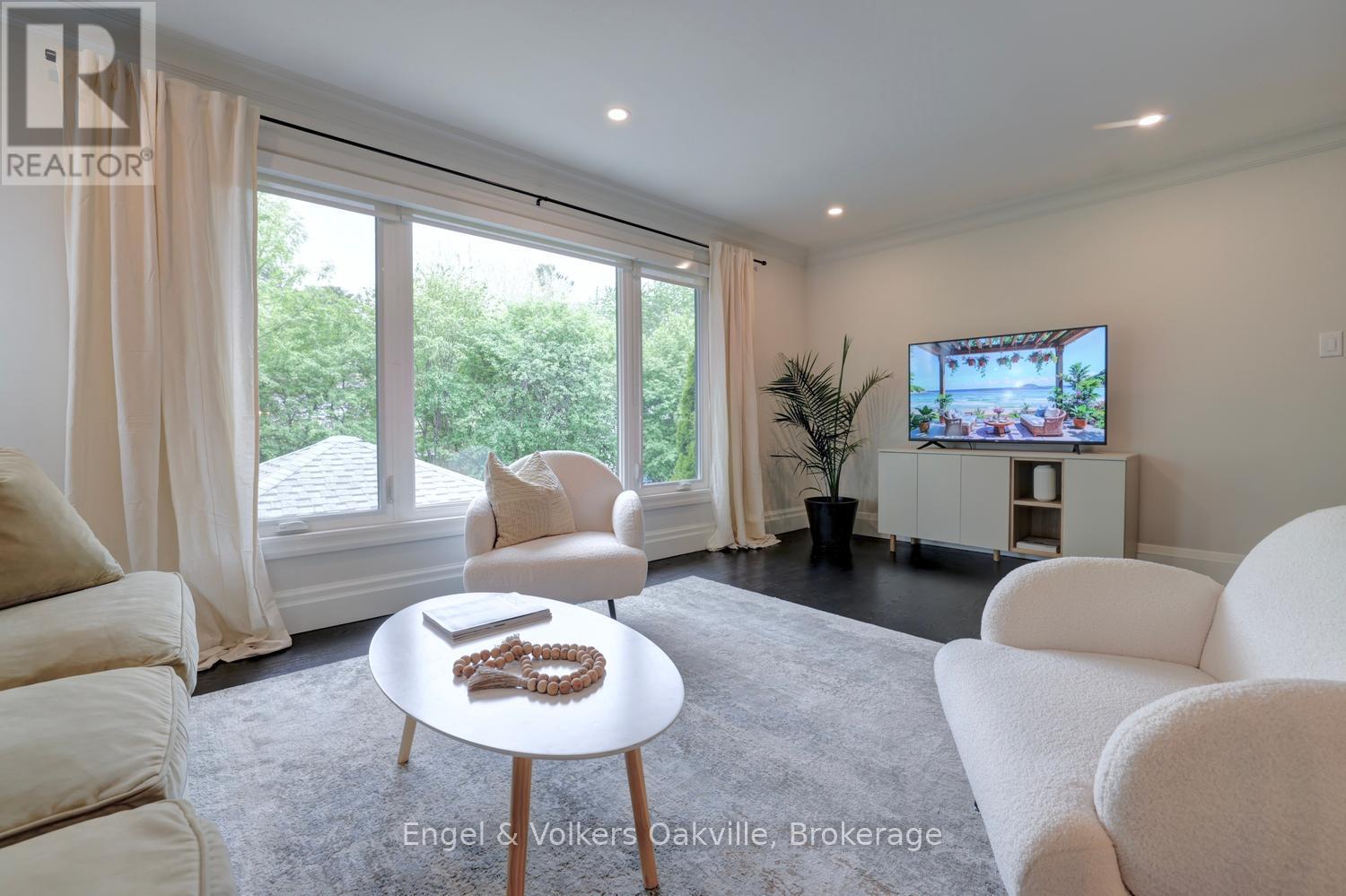 266 Mohawk Road, Oakville, Ontario  L6L 6C3 - Photo 13 - W13226904