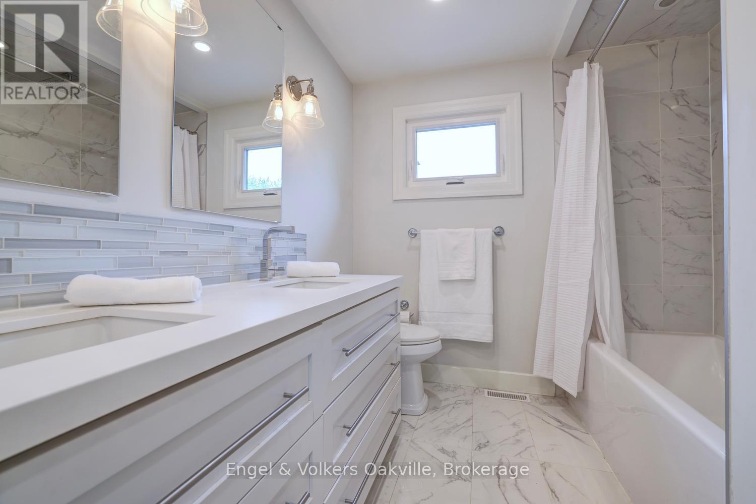 266 Mohawk Road, Oakville, Ontario  L6L 6C3 - Photo 22 - W13226904