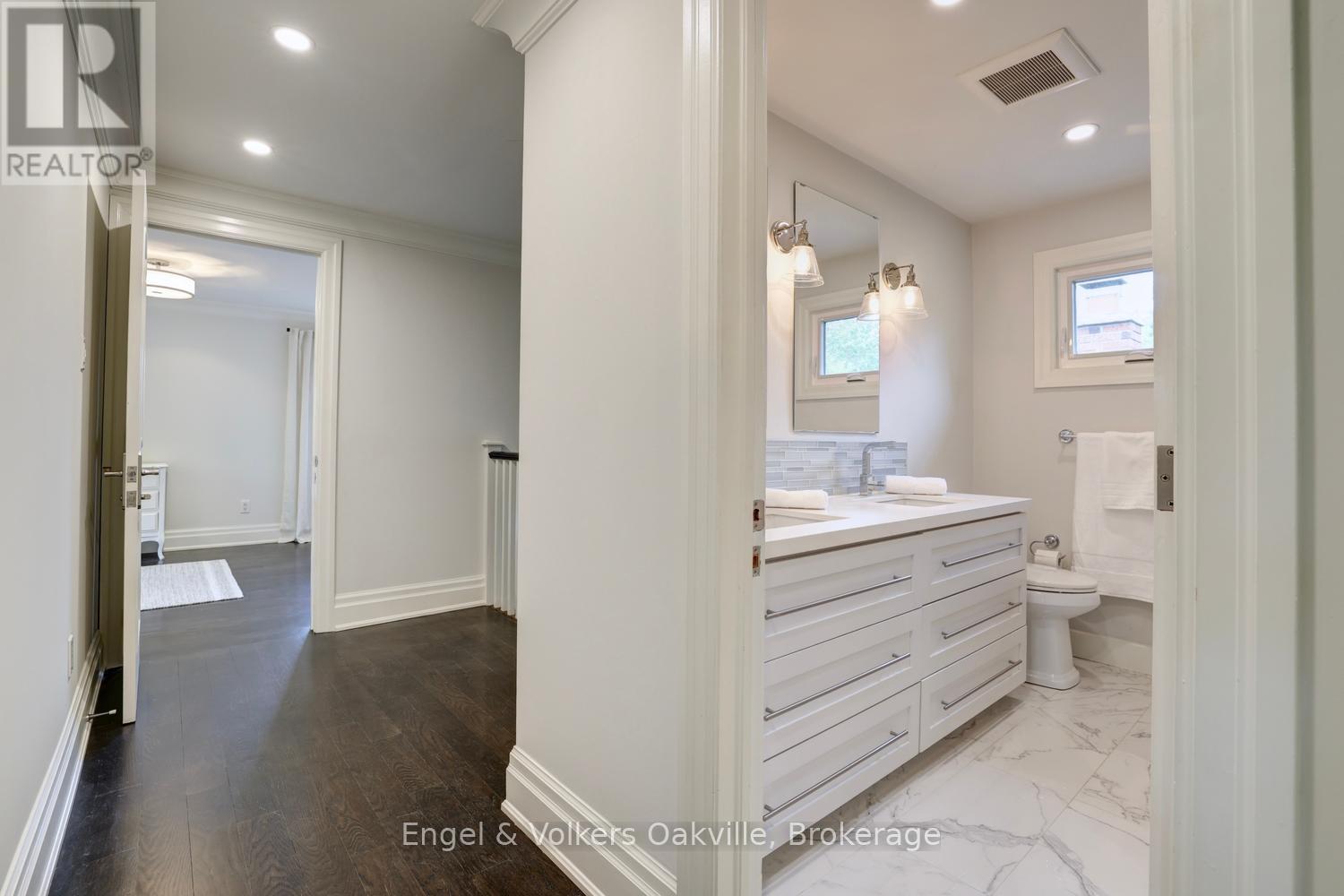 266 Mohawk Road, Oakville, Ontario  L6L 6C3 - Photo 25 - W13226904