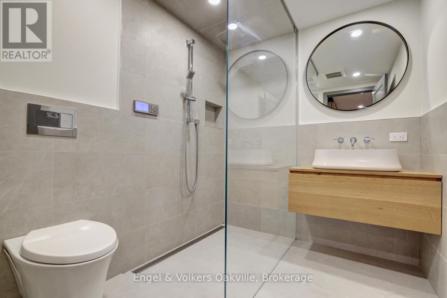 266 Mohawk Road, Oakville, Ontario  L6L 6C3 - Photo 33 - W13226904