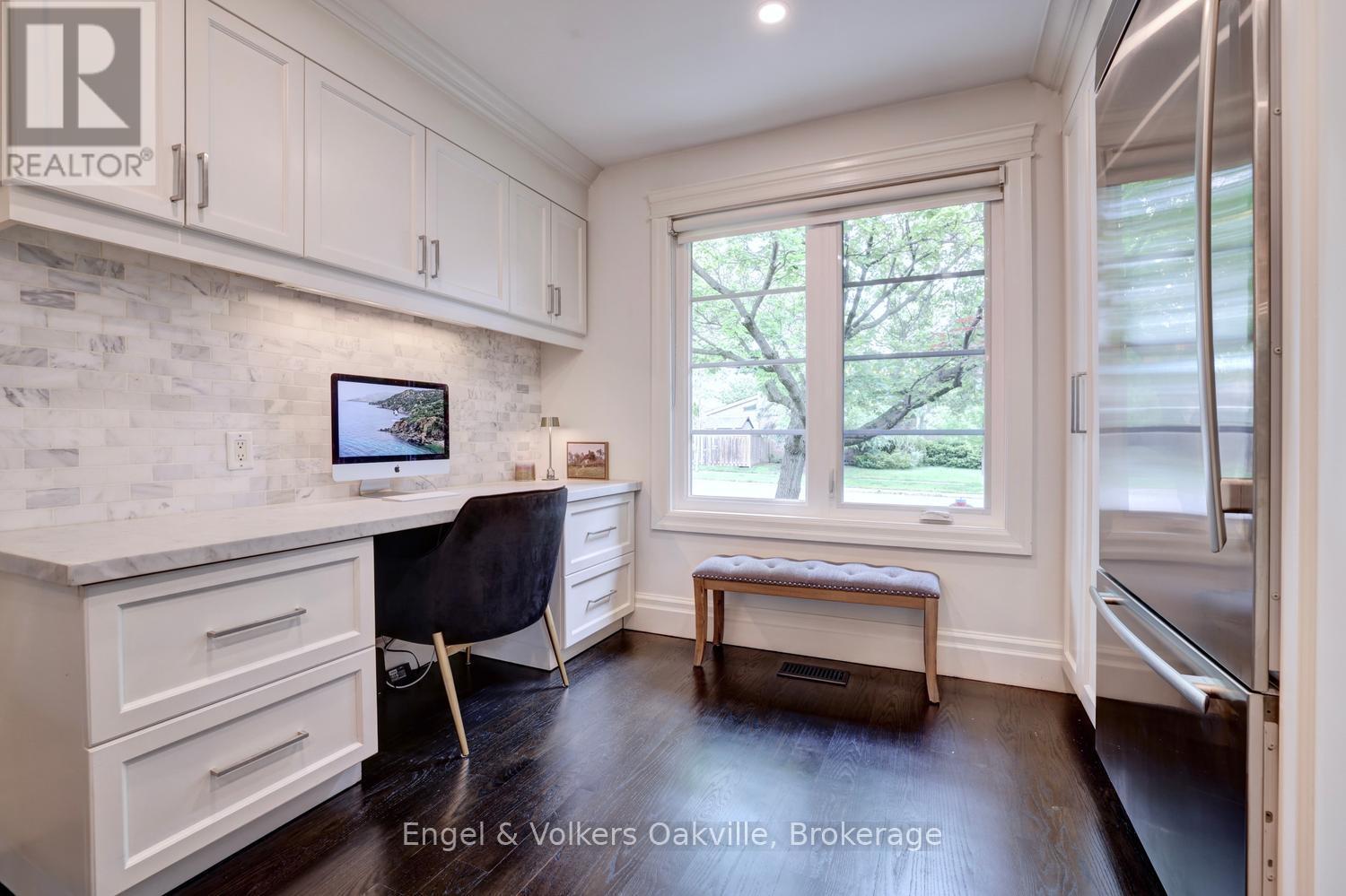 266 Mohawk Road, Oakville, Ontario  L6L 6C3 - Photo 8 - W13226904