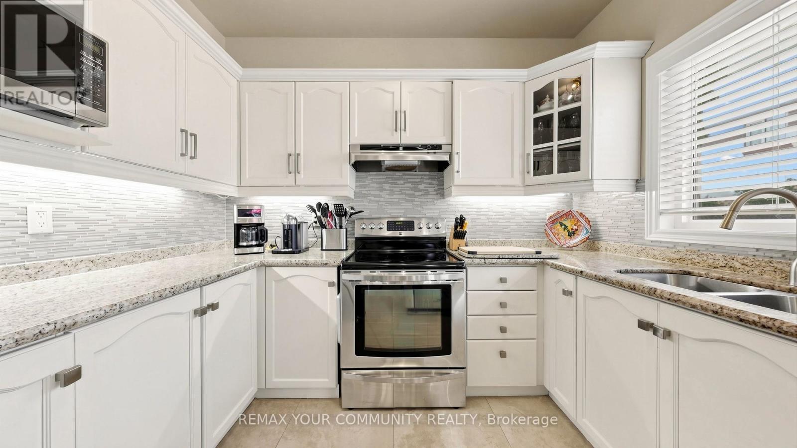 10 Caymus Street, Richmond Hill (Langstaff), Ontario  L4B 4G3 - Photo 20 - N13223732