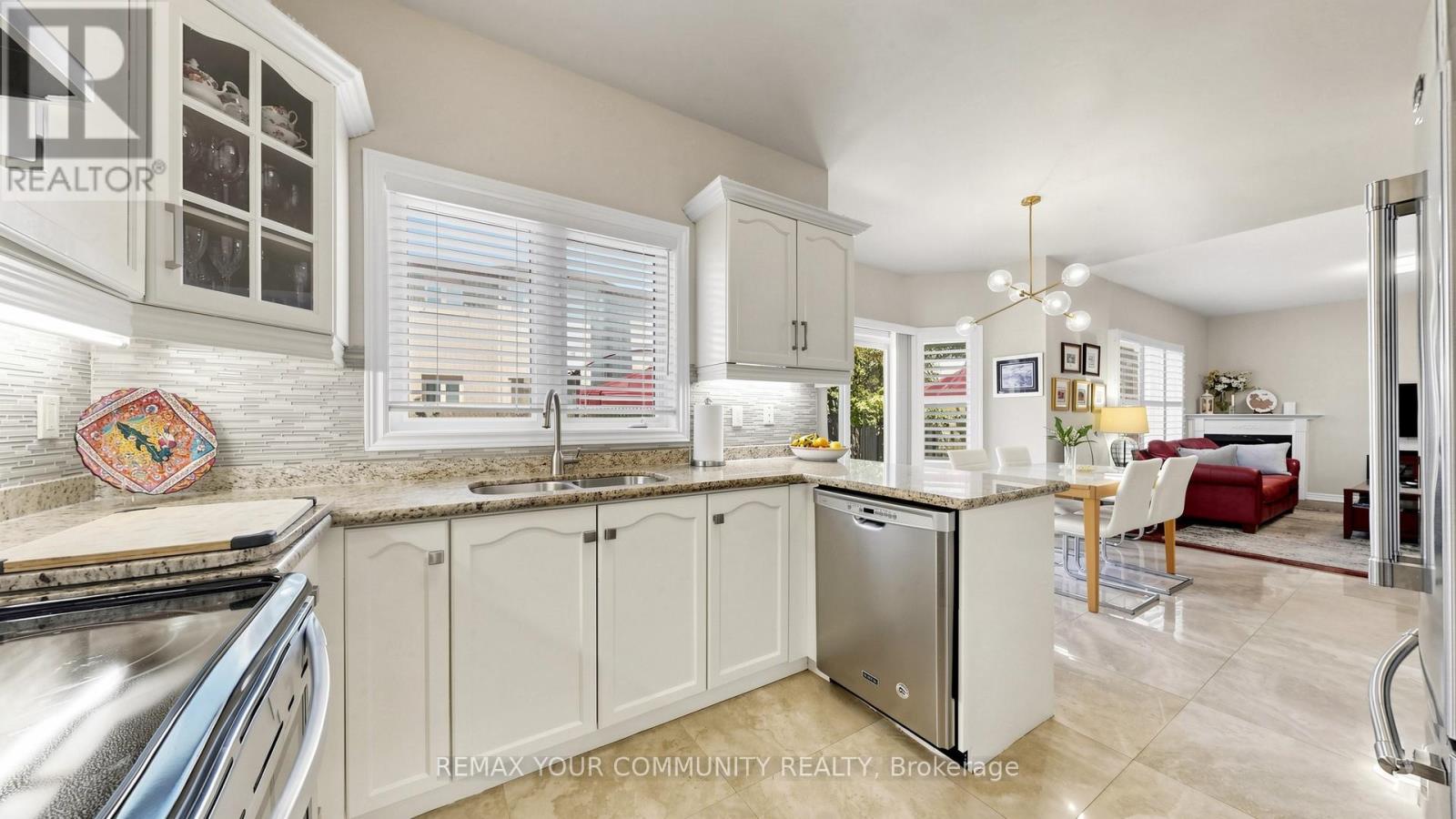 10 Caymus Street, Richmond Hill (Langstaff), Ontario  L4B 4G3 - Photo 23 - N13223732