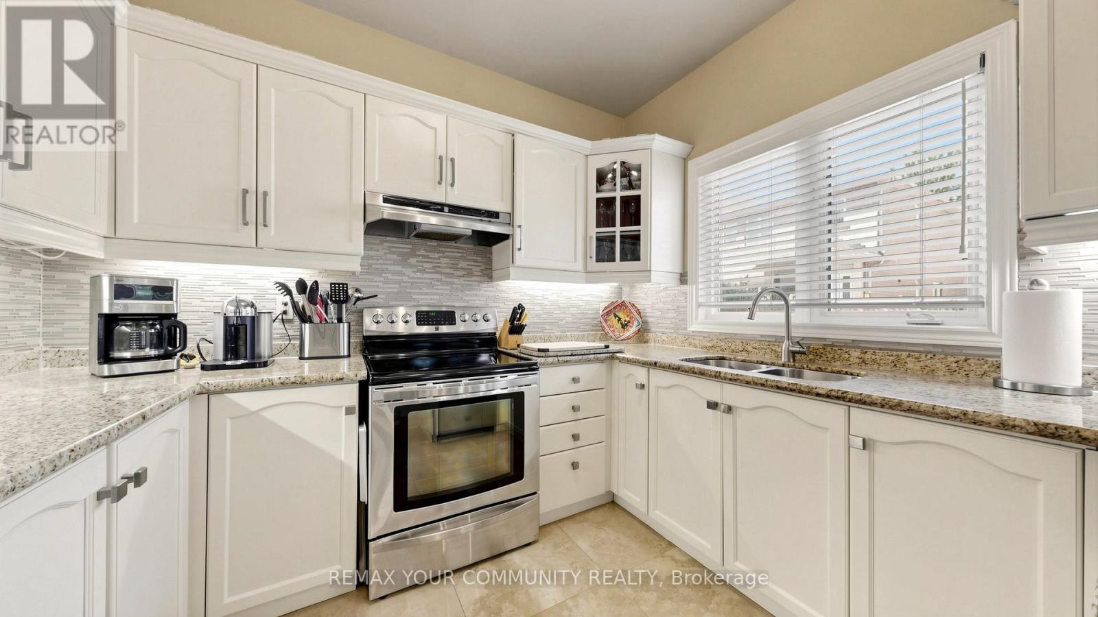 10 Caymus Street, Richmond Hill (Langstaff), Ontario  L4B 4G3 - Photo 21 - N13223732