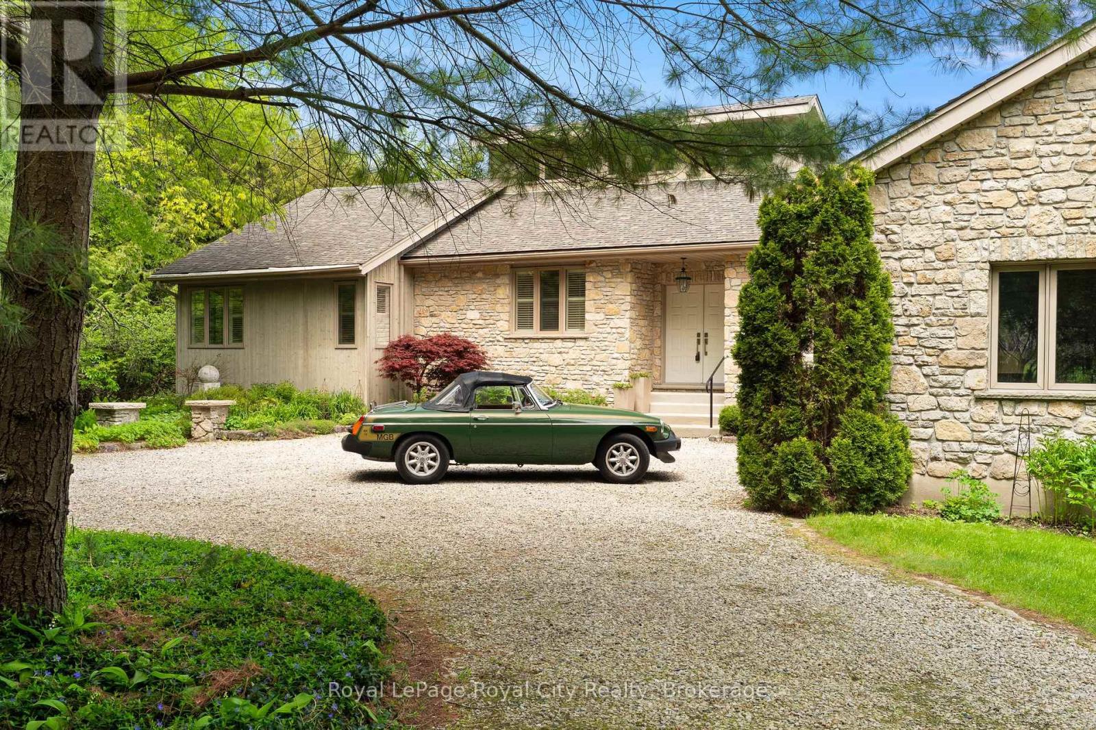 384 South River Road, Centre Wellington (Elora/salem), Ontario  N0B 1S0 - Photo 3 - X13226760