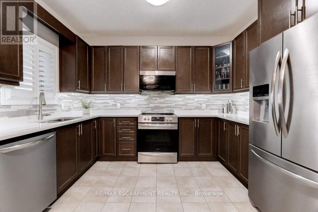 85 Showcase Drive, Hamilton, Ontario  L0R 1P0 - Photo 10 - X13220866