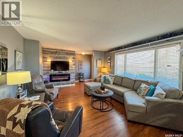 113 1st Street, Swift Current Rm No. 137, Saskatchewan  S9H 4V1 - Photo 4 - SK033764