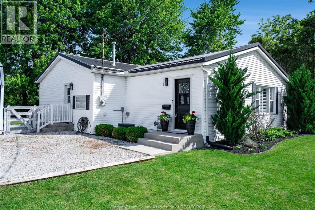 578 County Rd 20, Kingsville, Ontario  N9Y 2E6 - Photo 2 - 26012029