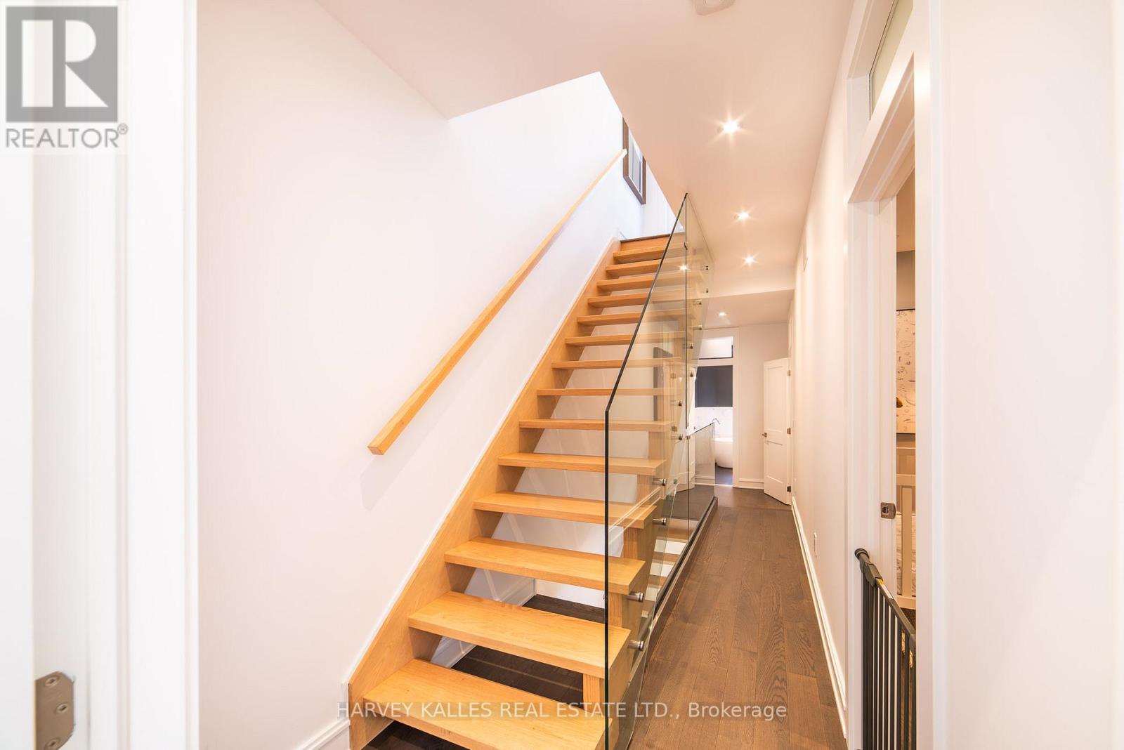 642 Wellington Street W, Toronto, Ontario  M5V 1G4 - Photo 18 - C13226942