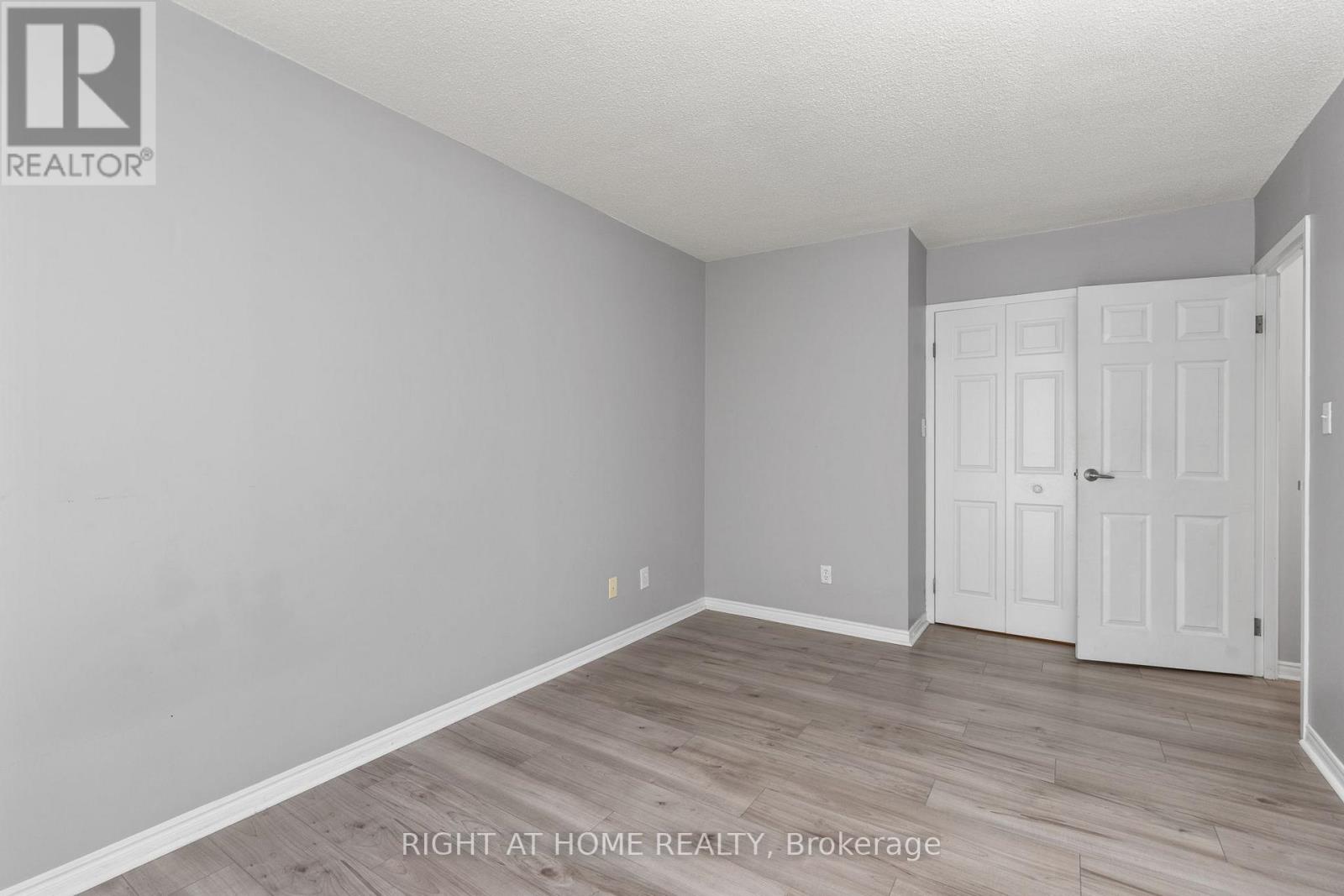 303 - 25 The Esplanade, Toronto, Ontario  M5E 1W5 - Photo 15 - C13227062