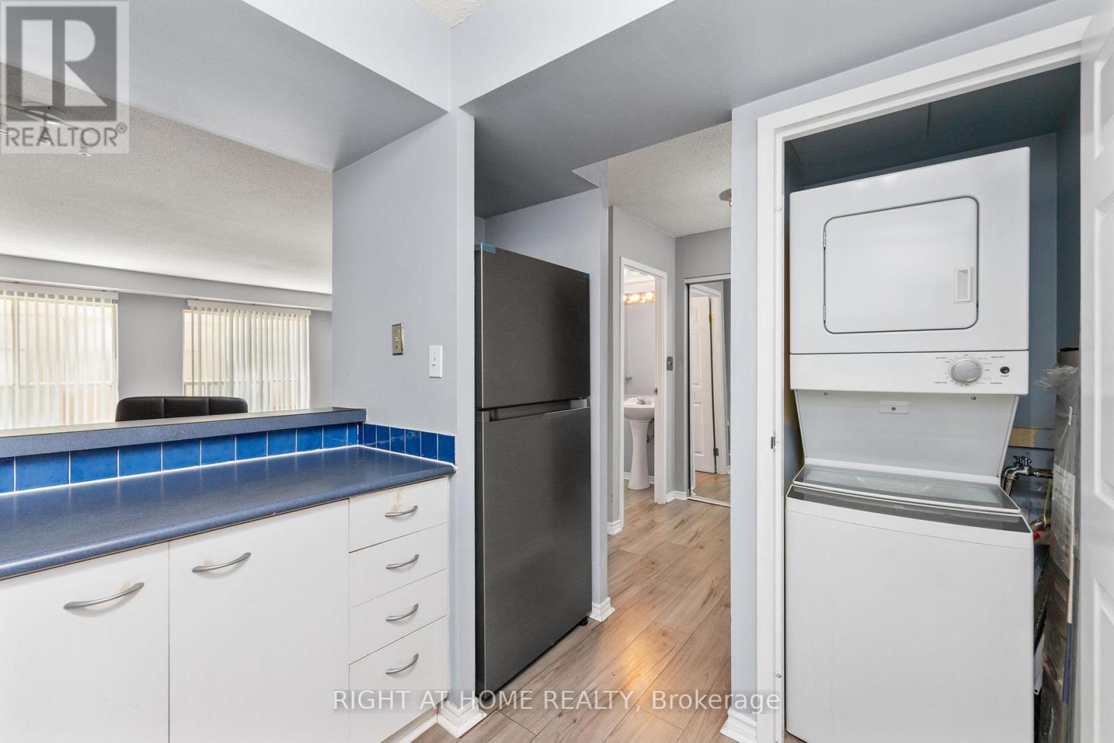 303 - 25 The Esplanade, Toronto, Ontario  M5E 1W5 - Photo 8 - C13227062