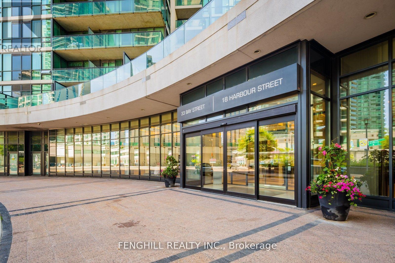 209 - 33 Bay Street, Toronto, Ontario  M5J 2Z3 - Photo 2 - C13227072
