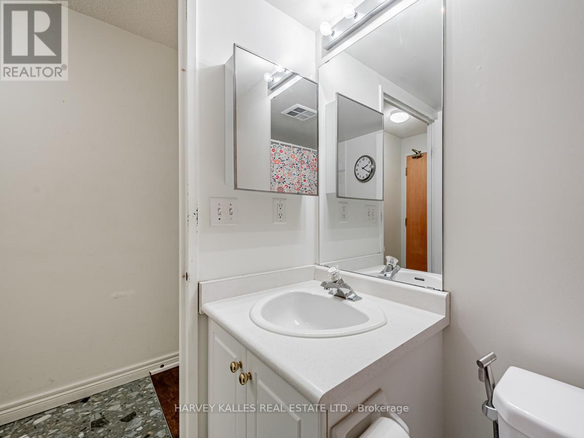 1101 - 43 Eglinton Avenue E, Toronto, Ontario  M4P 1A2 - Photo 9 - C13227078