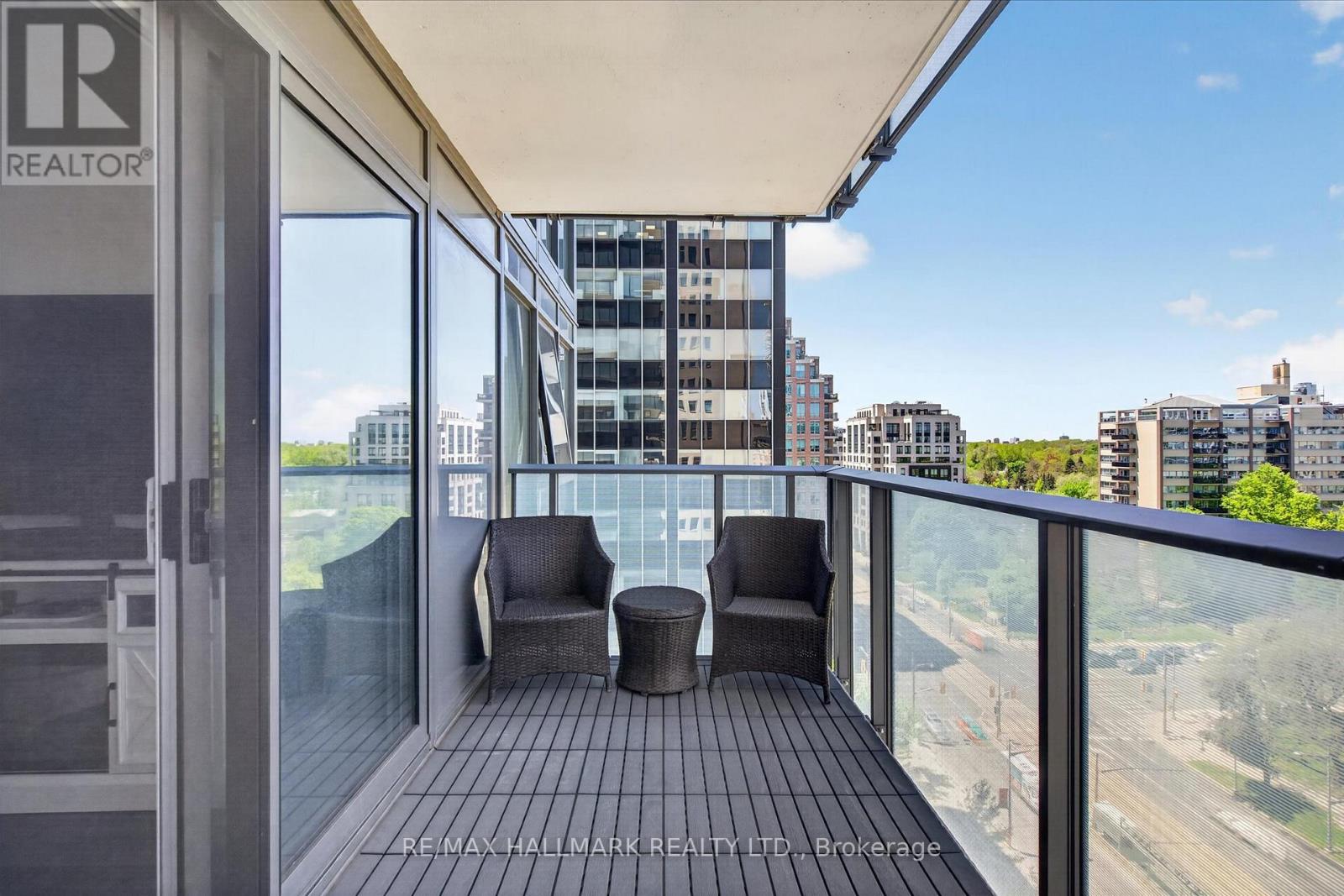 1204 - 99 Foxbar Road, Toronto, Ontario  M4V 2G5 - Photo 15 - C13227188