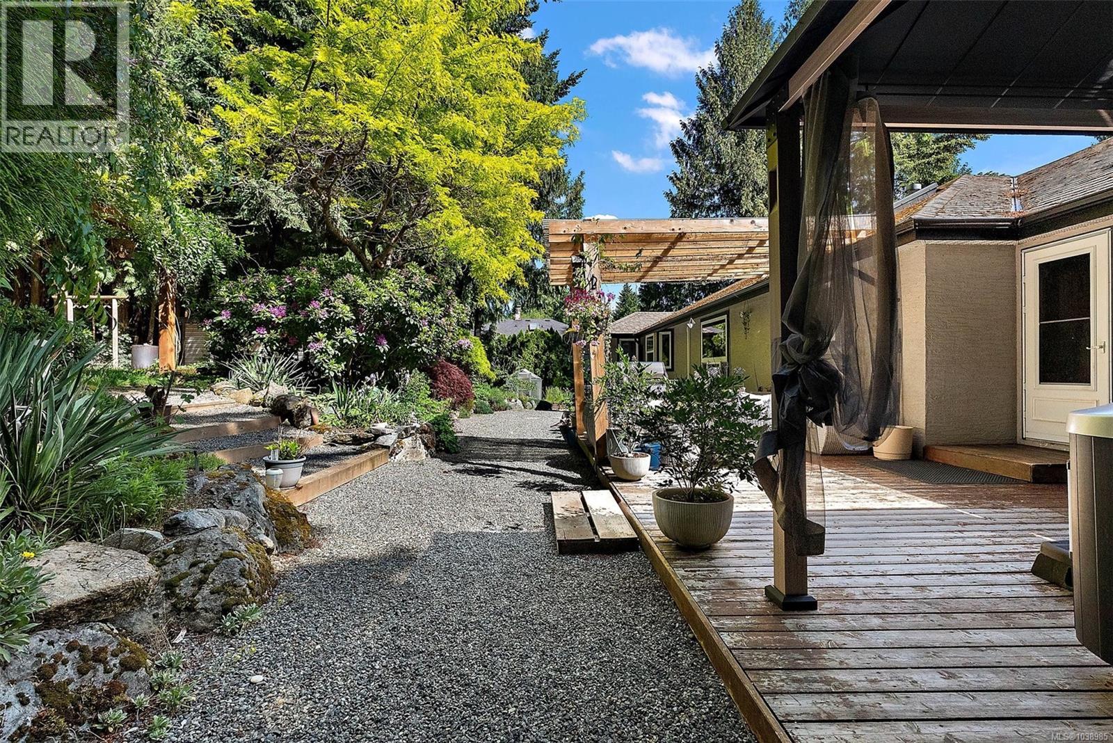 2375 Damascus Rd, Shawnigan Lake, British Columbia  V8H 2E7 - Photo 41 - 1038985