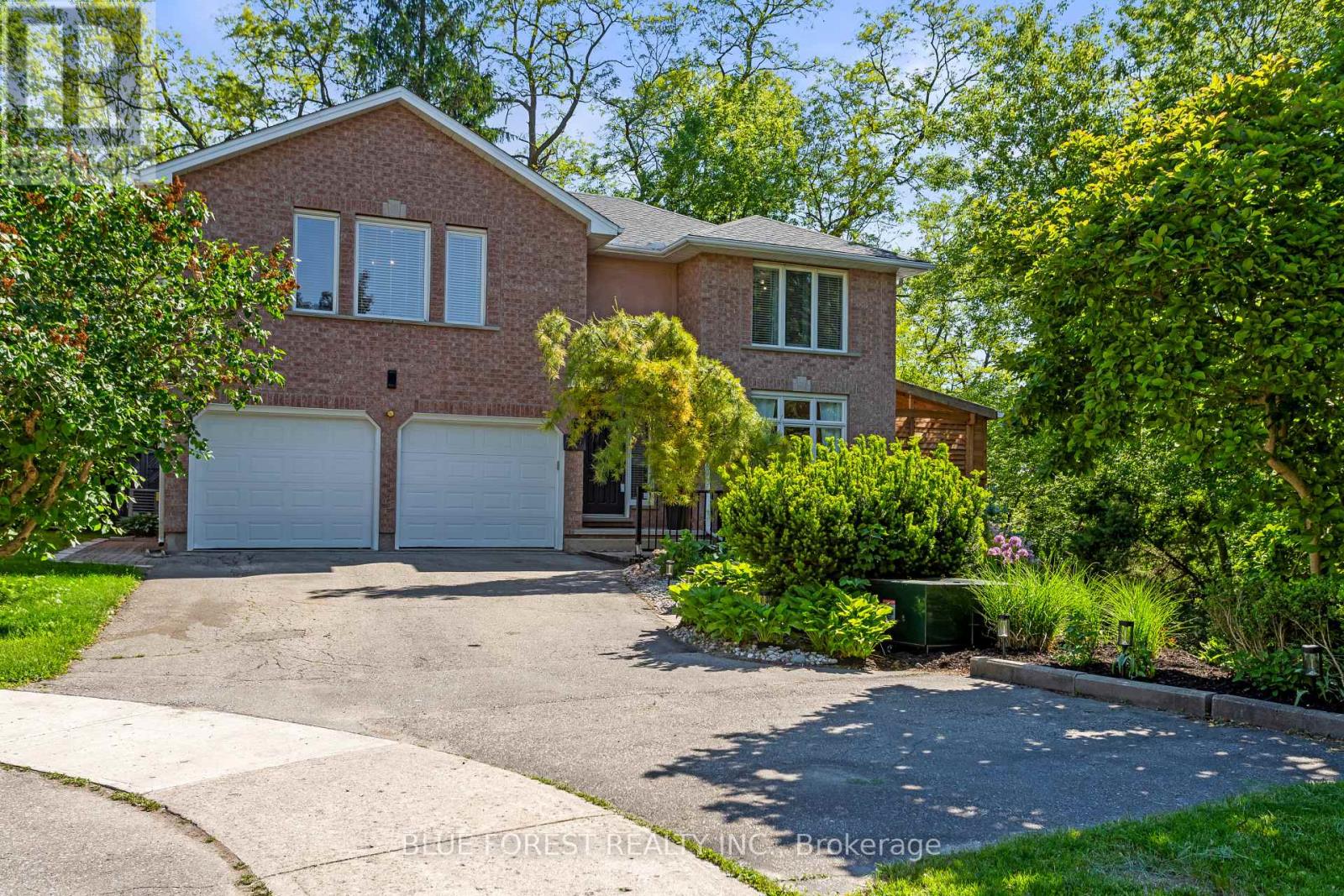 674 GRAND VIEW AVENUE, London South, Ontario