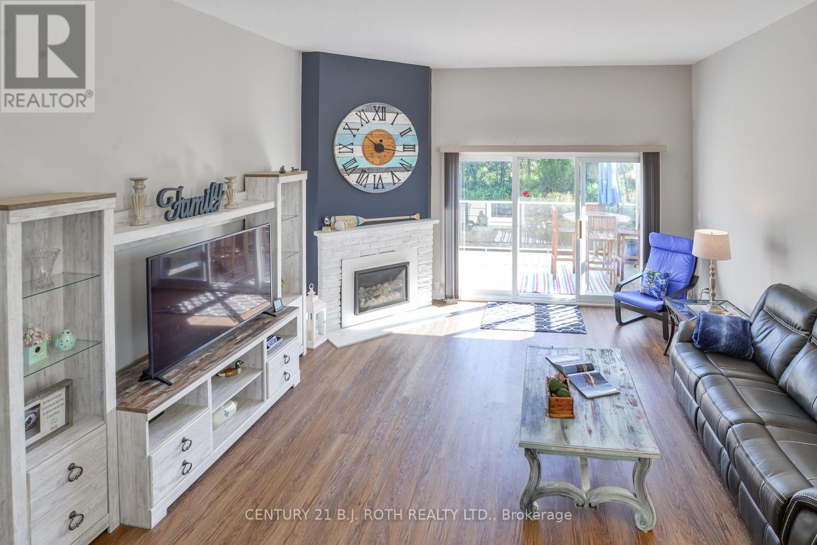 UNIT #6 - 4 PARADISE BOULEVARD, Ramara, Ontario