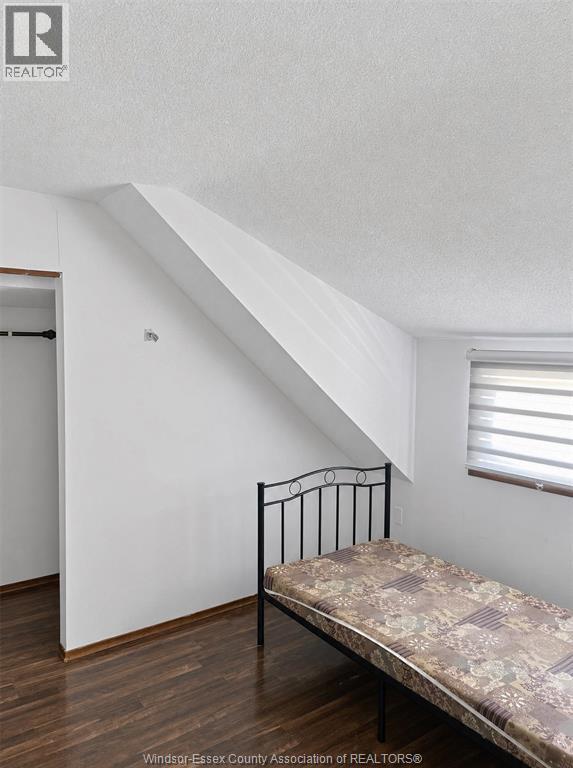 494 Rankin, Windsor, Ontario  N9B 2R7 - Photo 5 - 26012745