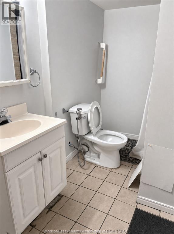 494 Rankin, Windsor, Ontario  N9B 2R7 - Photo 6 - 26012745