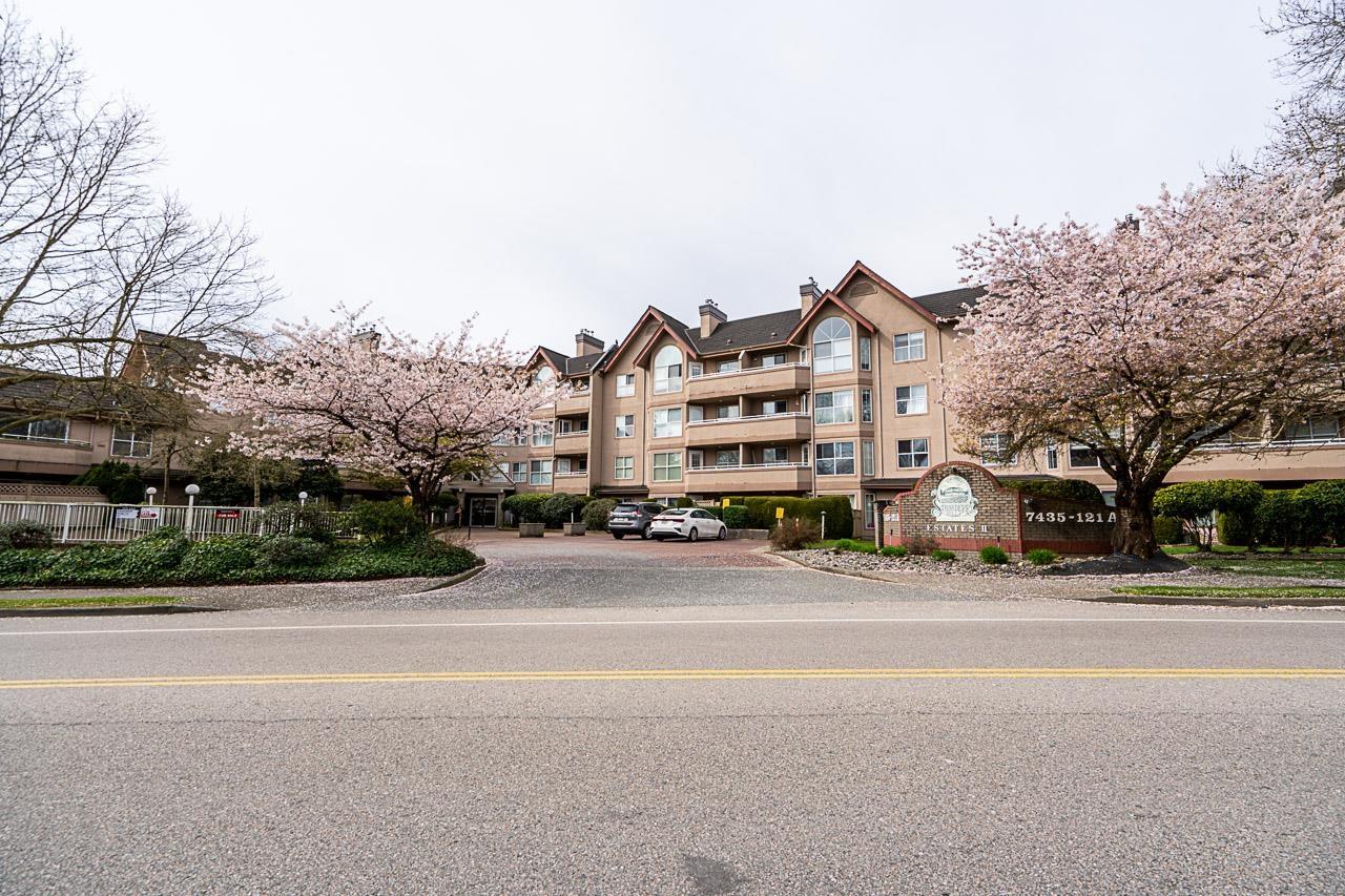 312 7435 121a Street, Surrey, British Columbia  V3W 0W8 - Photo 1 - R3130703
