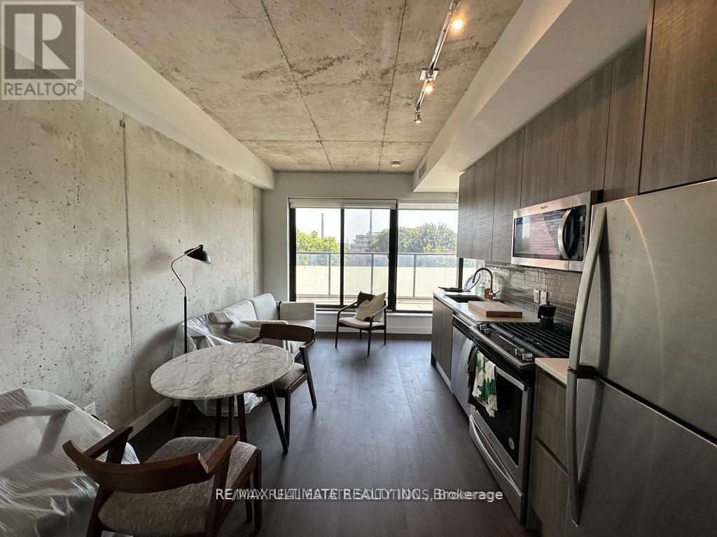 425 - 246 Logan Avenue, Toronto, Ontario  M4M 0E9 - Photo 3 - E13154726