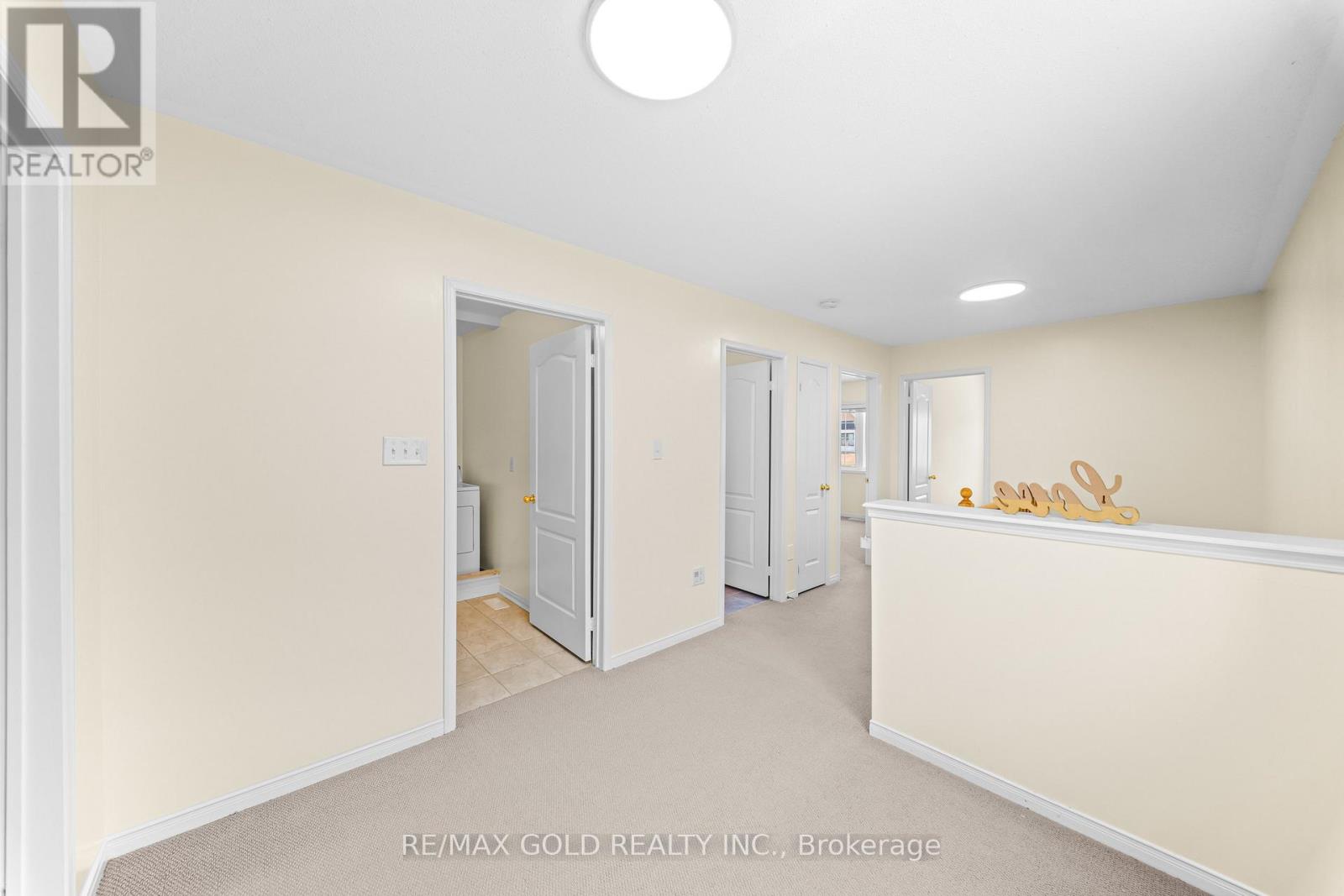 100 Tomabrook Crescent, Brampton, Ontario  L6R 0V5 - Photo 33 - W13225676