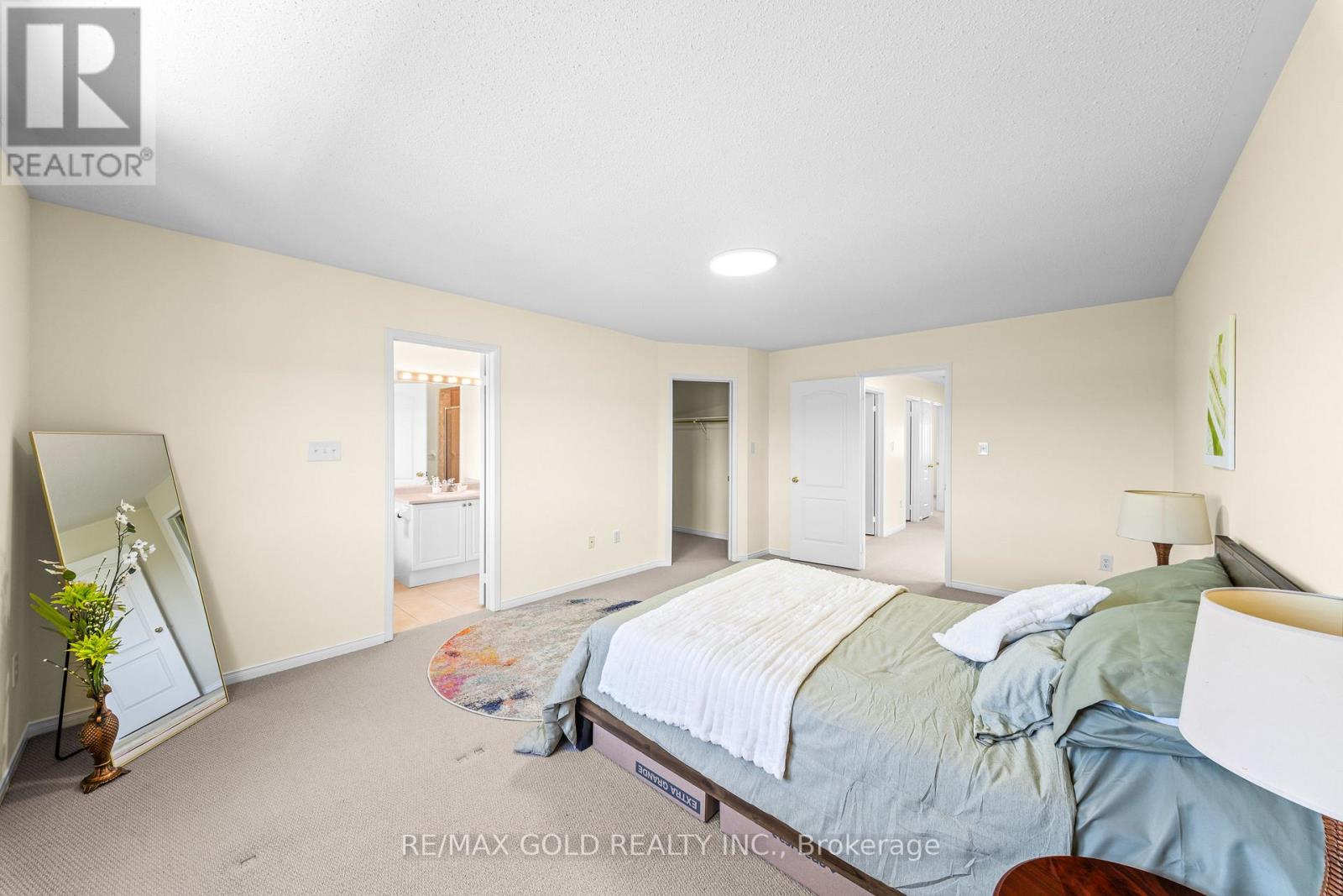 100 Tomabrook Crescent, Brampton, Ontario  L6R 0V5 - Photo 35 - W13225676