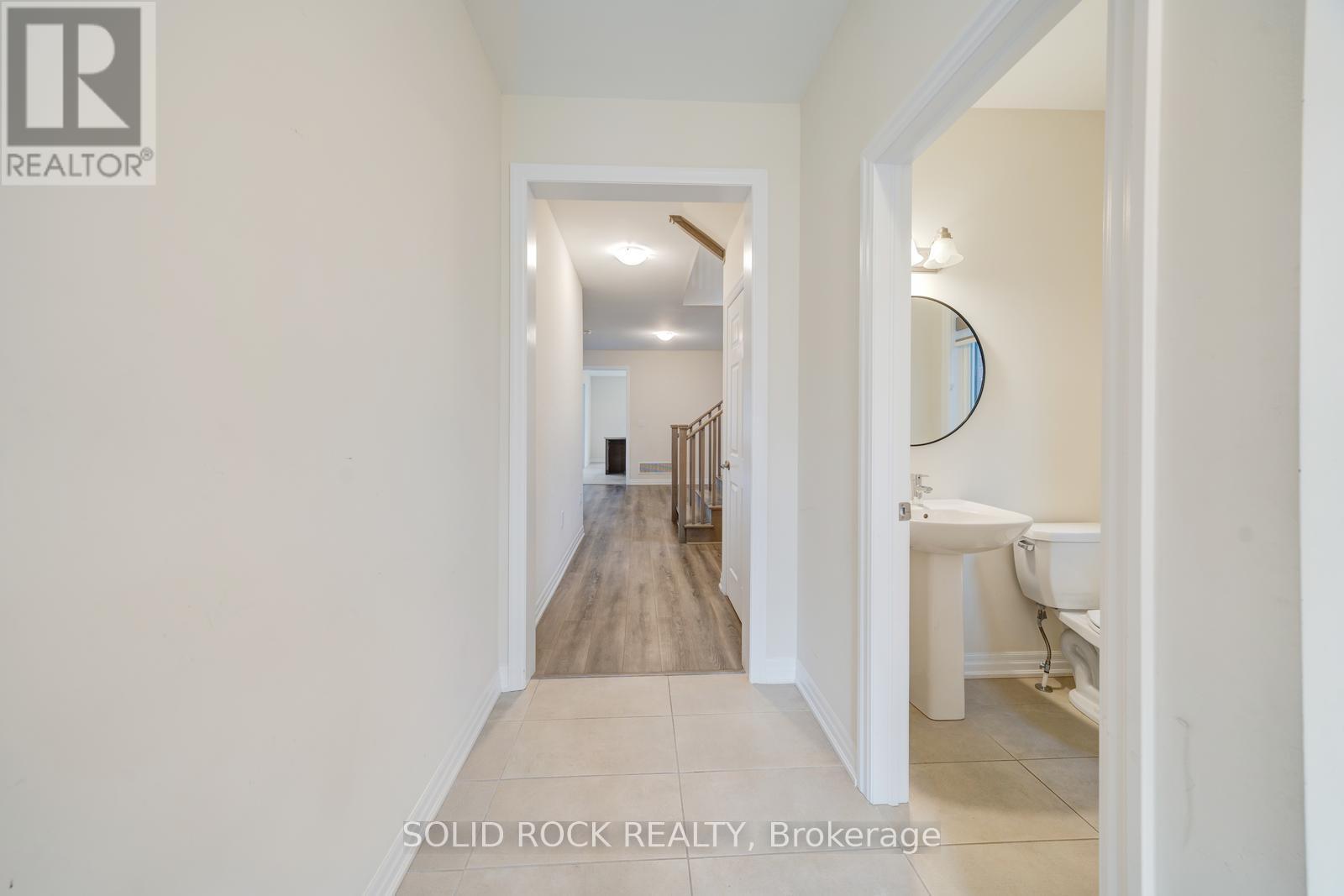 75 Ed Ewert Avenue, Clarington, Ontario  L1B 0W7 - Photo 4 - E13226974