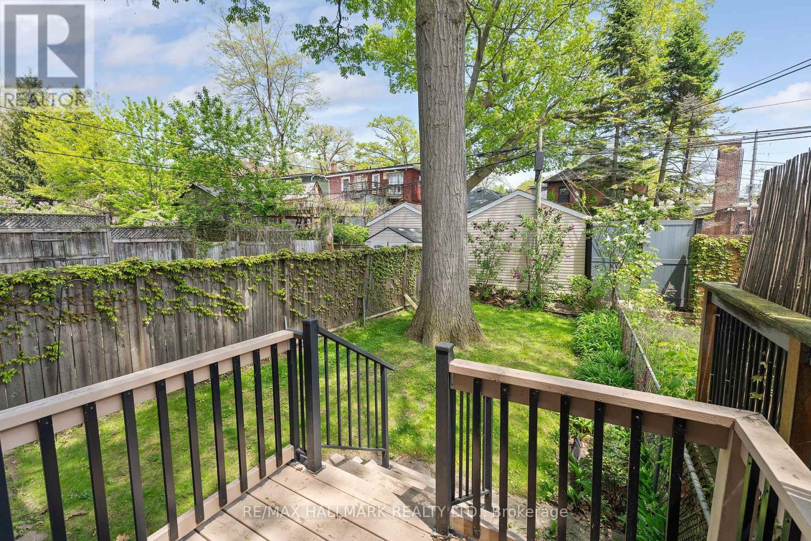 7 Wheeler Avenue, Toronto, Ontario  M4L 3V3 - Photo 24 - E13227034