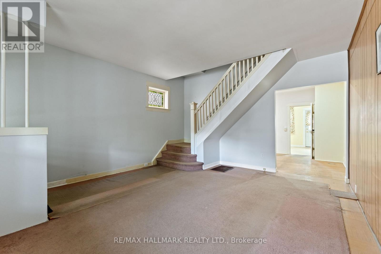 7 Wheeler Avenue, Toronto, Ontario  M4L 3V3 - Photo 6 - E13227034