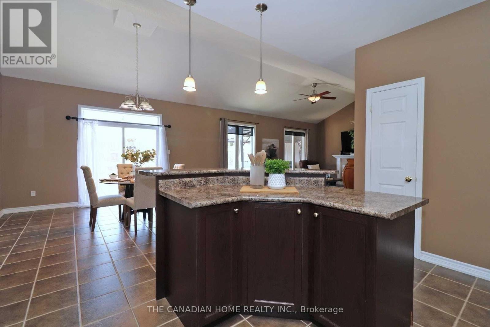 35 Cousins Street, Clarington, Ontario  L1E 3K4 - Photo 11 - E13227042