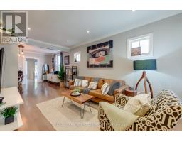 138 WOODMOUNT AVENUE, Toronto, Ontario
