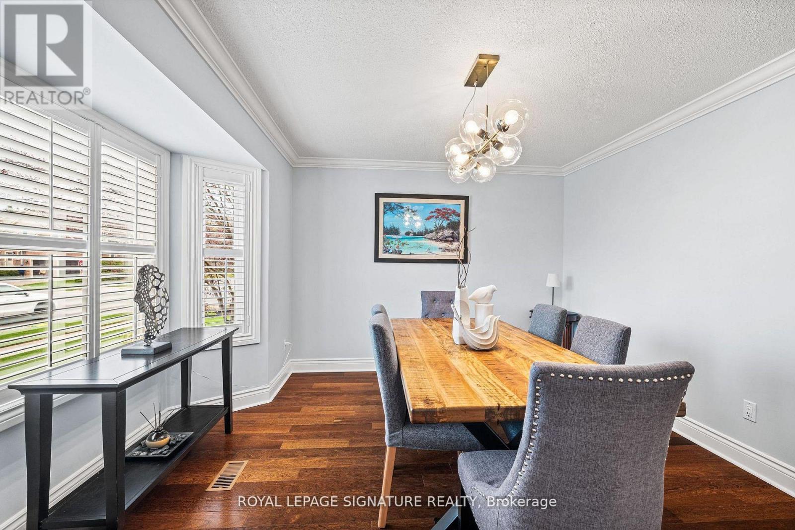 238 Hoover Drive, Pickering, Ontario  L1V 5R3 - Photo 8 - E13227122