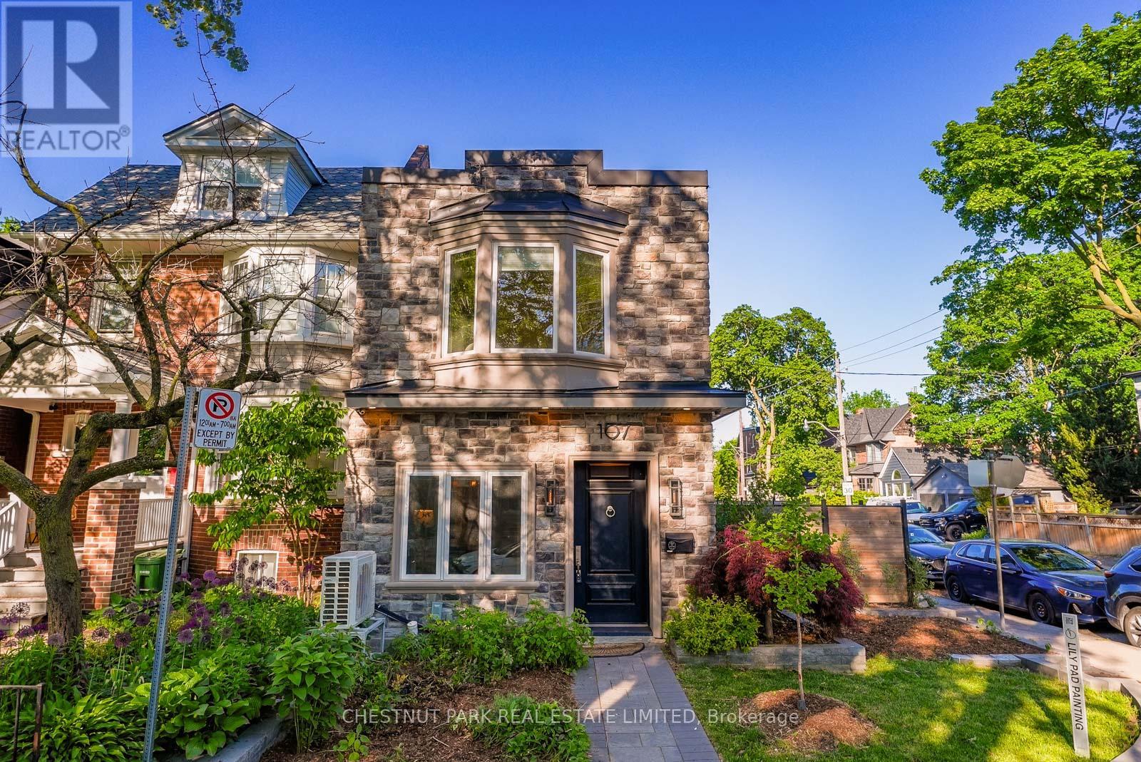 107 Eaton Avenue, Toronto, Ontario  M4J 2Z6 - Photo 2 - E13227132