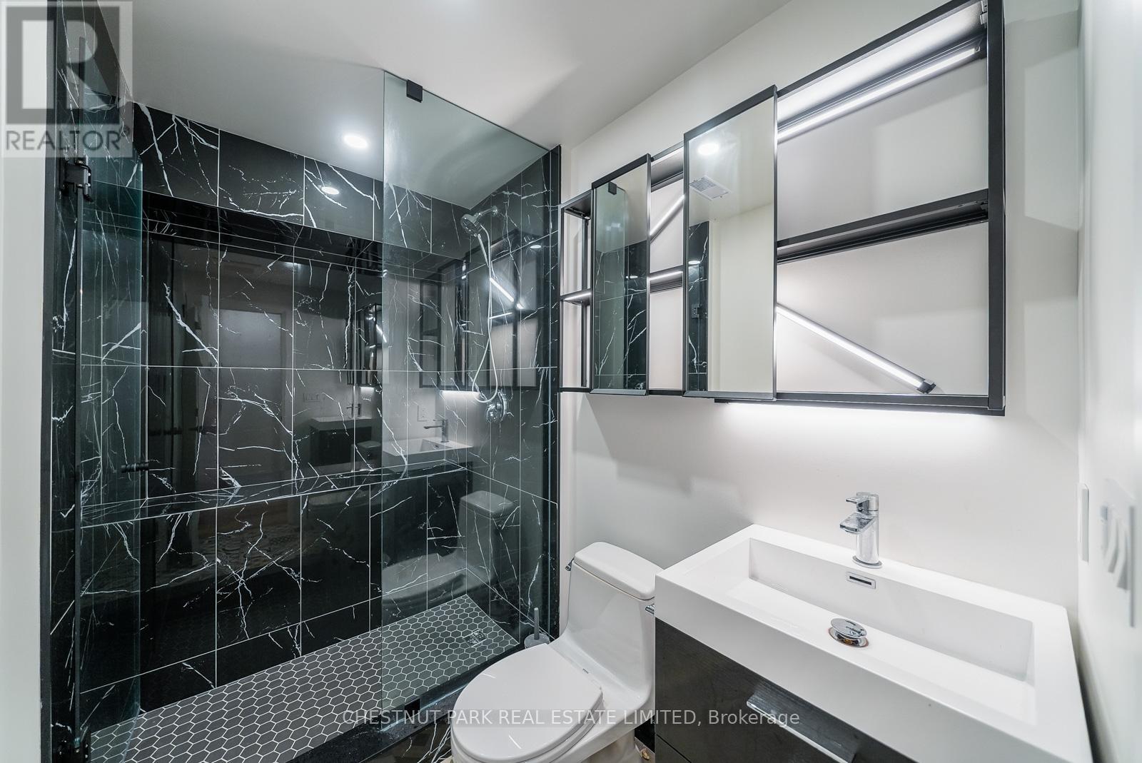 107 Eaton Avenue, Toronto, Ontario  M4J 2Z6 - Photo 23 - E13227132