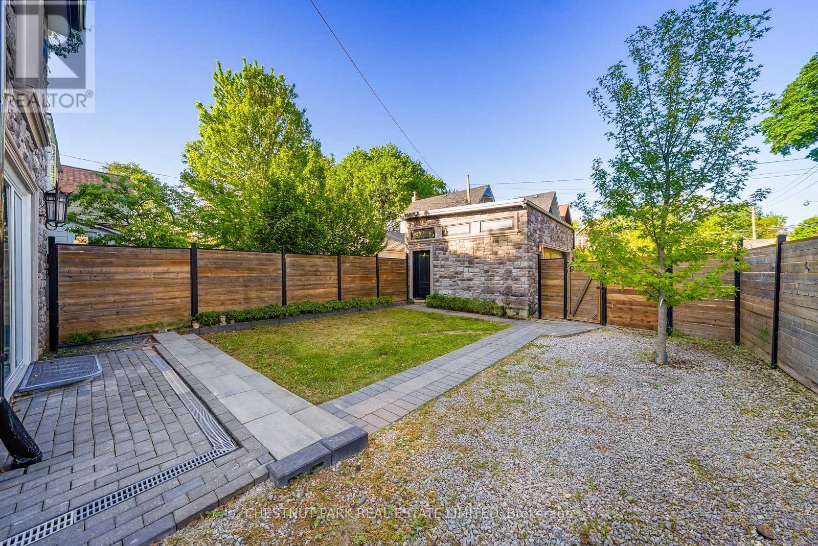 107 Eaton Avenue, Toronto, Ontario  M4J 2Z6 - Photo 29 - E13227132