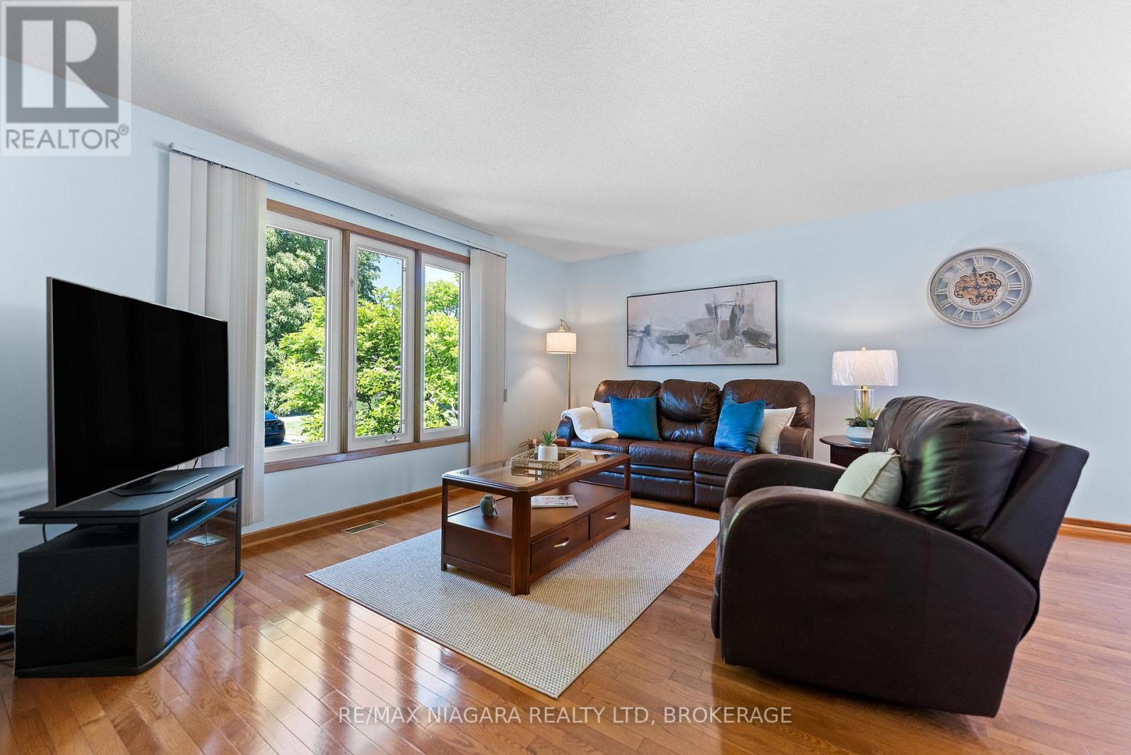 13 Cornwell Circle, St. Catharines, Ontario  L2S 3C4 - Photo 6 - X13077736