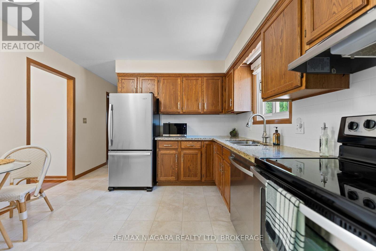 13 Cornwell Circle, St. Catharines, Ontario  L2S 3C4 - Photo 11 - X13077736