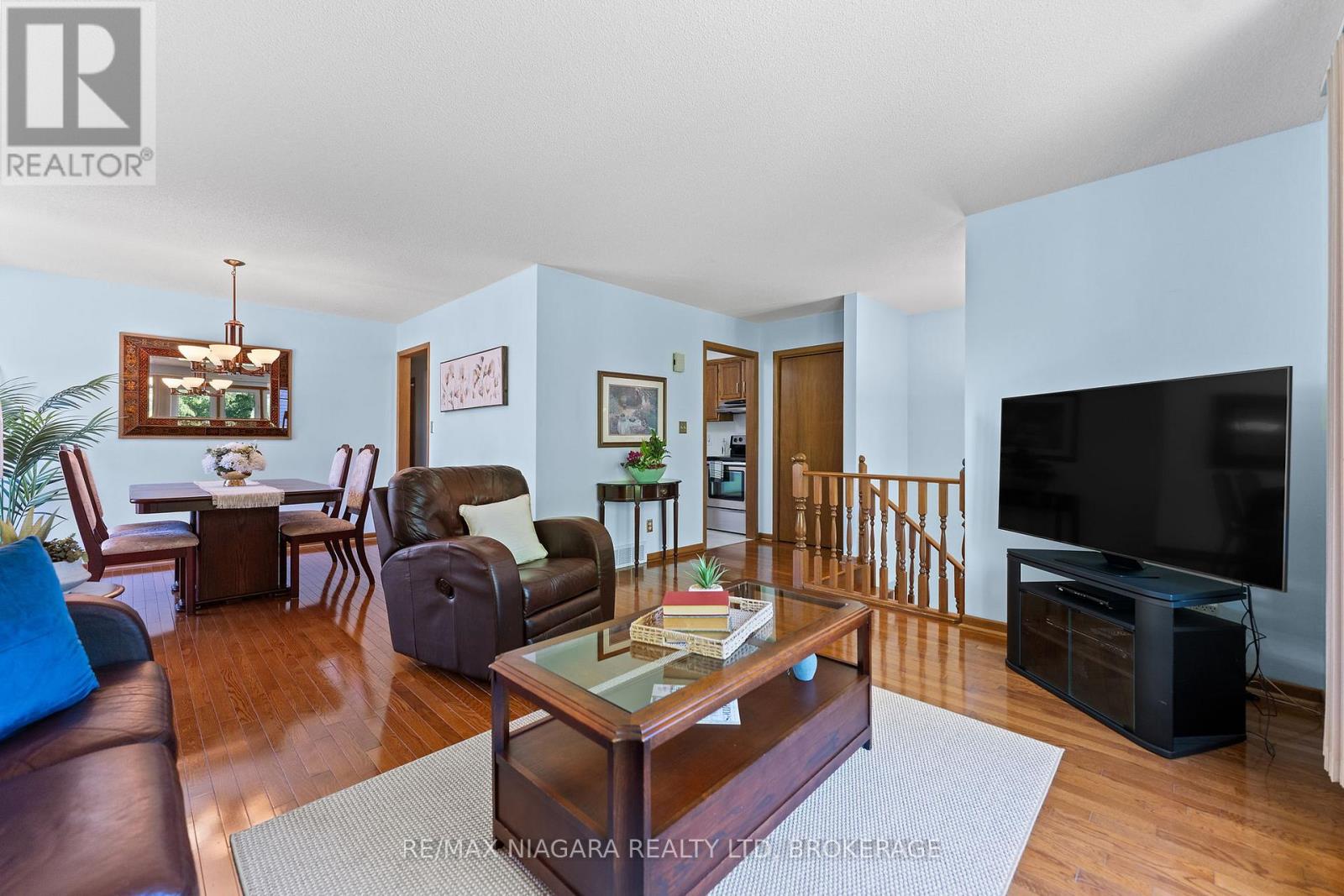 13 Cornwell Circle, St. Catharines, Ontario  L2S 3C4 - Photo 7 - X13077736