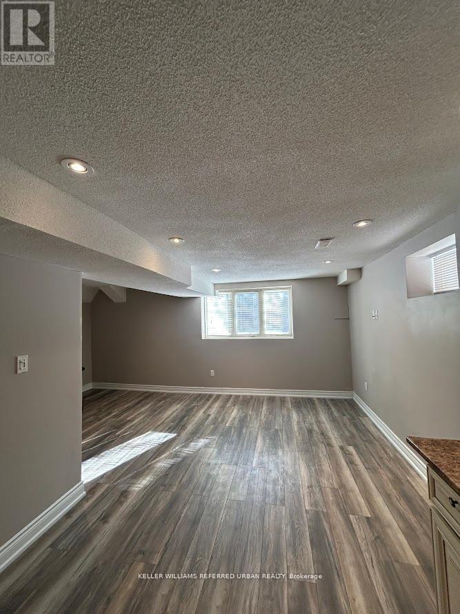 Lower - 43 Littleriver Court, Vaughan, Ontario  L6A 0K4 - Photo 7 - N13226922