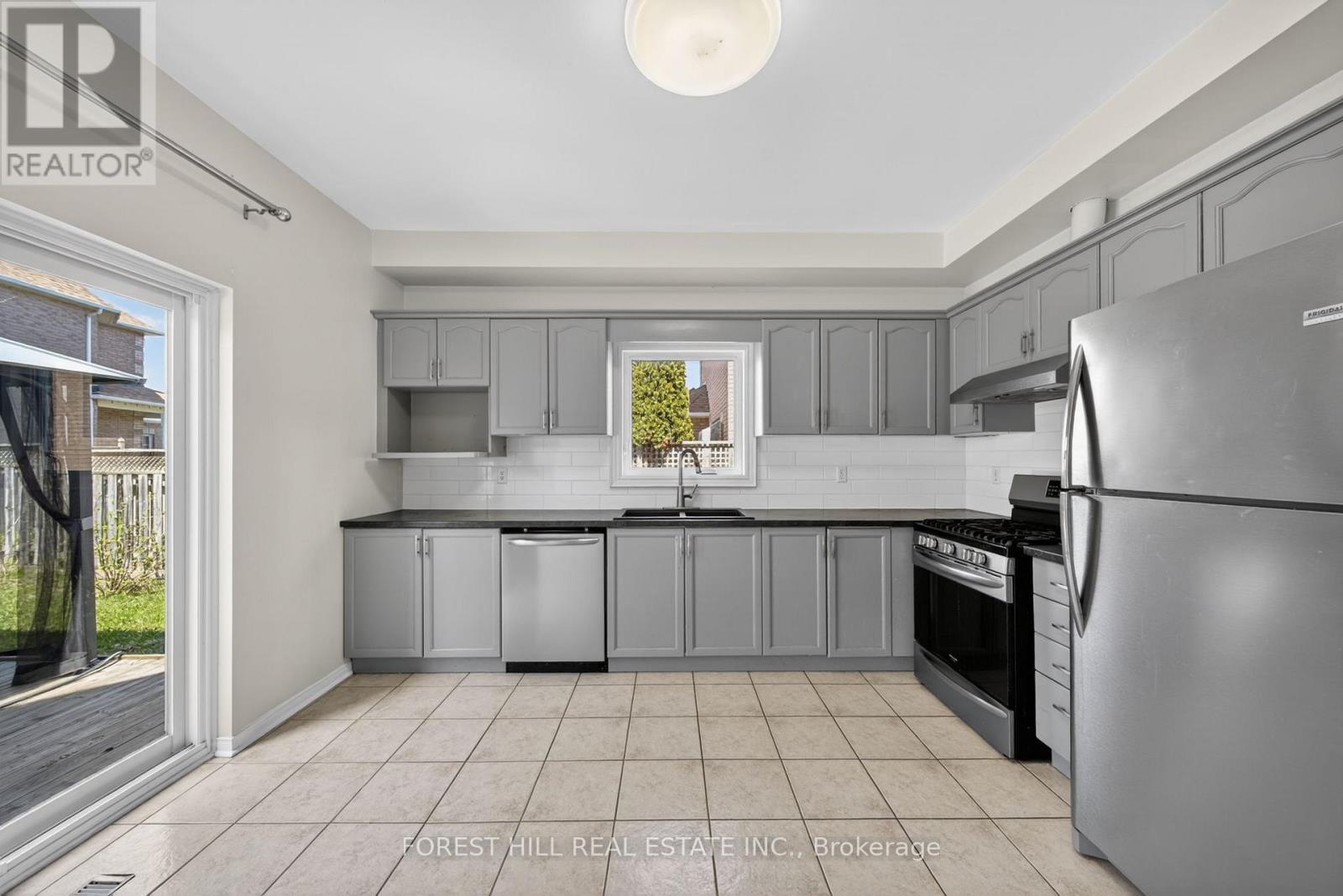 1937 Wilson Street, Innisfil, Ontario  L9S 2A4 - Photo 16 - N13227000