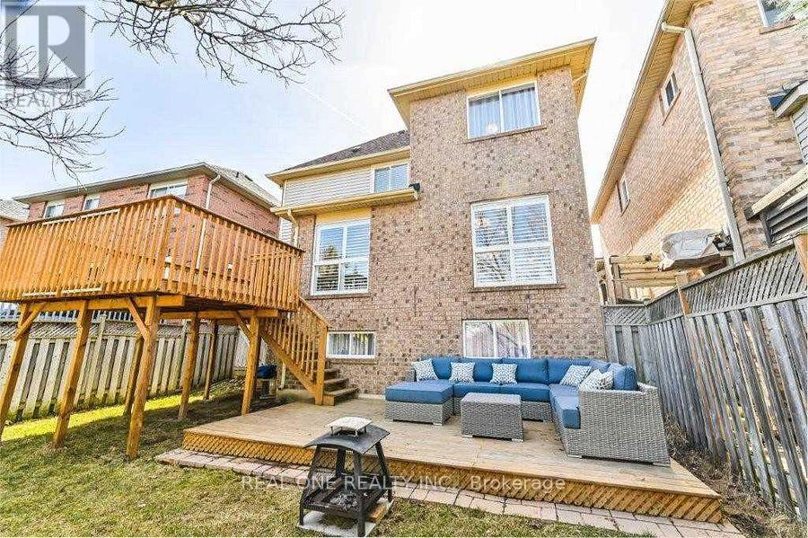 2380 Guildstone Crescent, Oakville, Ontario  L6M 3Y8 - Photo 19 - W13226866