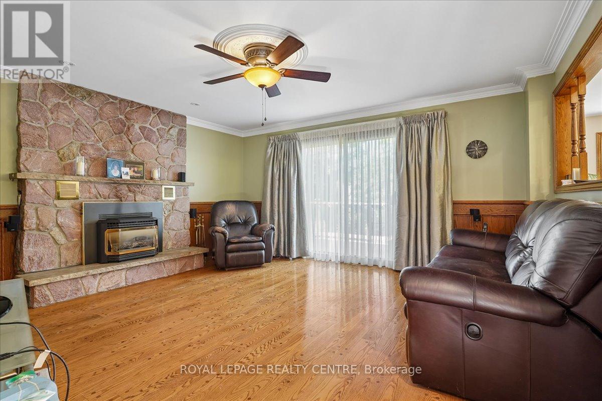 1869 Folkway Drive, Mississauga, Ontario  L5L 2X1 - Photo 20 - W13226984