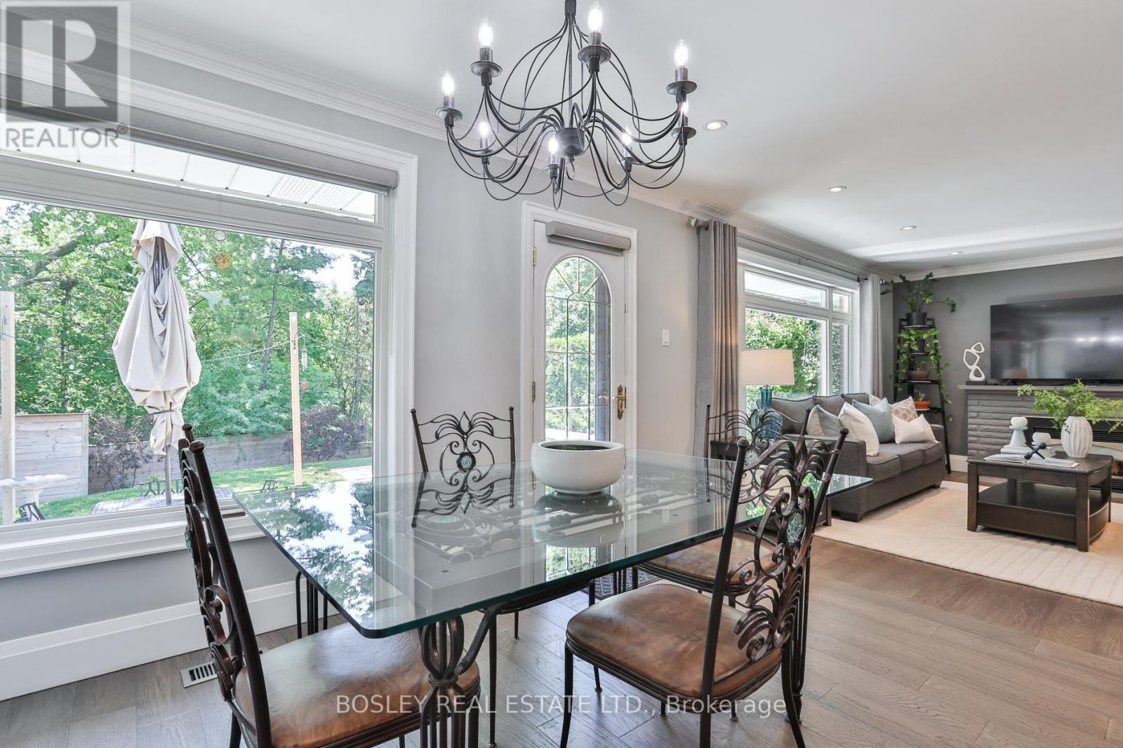 90 Ravenscrest Drive, Toronto, Ontario  M9B 5N3 - Photo 15 - W13226996